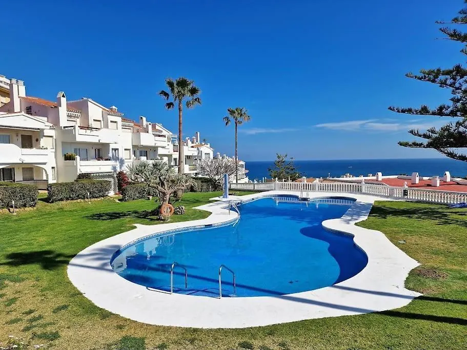 Hermoso Piso En La Cala De Mijas Con Vistas Al Mar